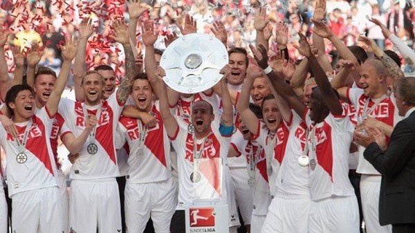 Koln FC từng 3 lần nâng cao chức vô địch Bundesliga