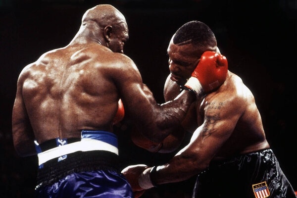 Trận đấu khép lại thời kỳ đỉnh cao của Mike Tyson