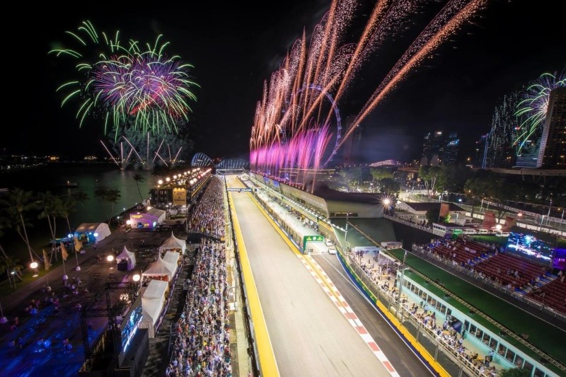 Hình ảnh trường đua F1 Singapore cho chặng đua 16 của mùa giải F1 2023