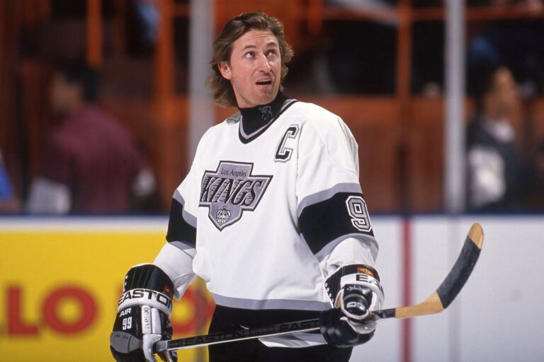 Tiểu sử Wayne Gretzky: Biểu tượng trong làng khúc côn cầu