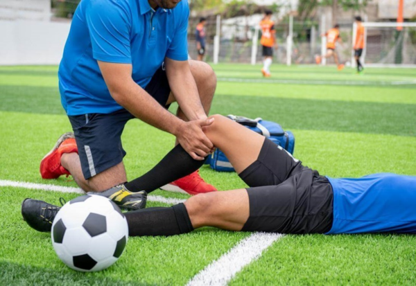 Các chấn thương thường gặp trong bóng đá